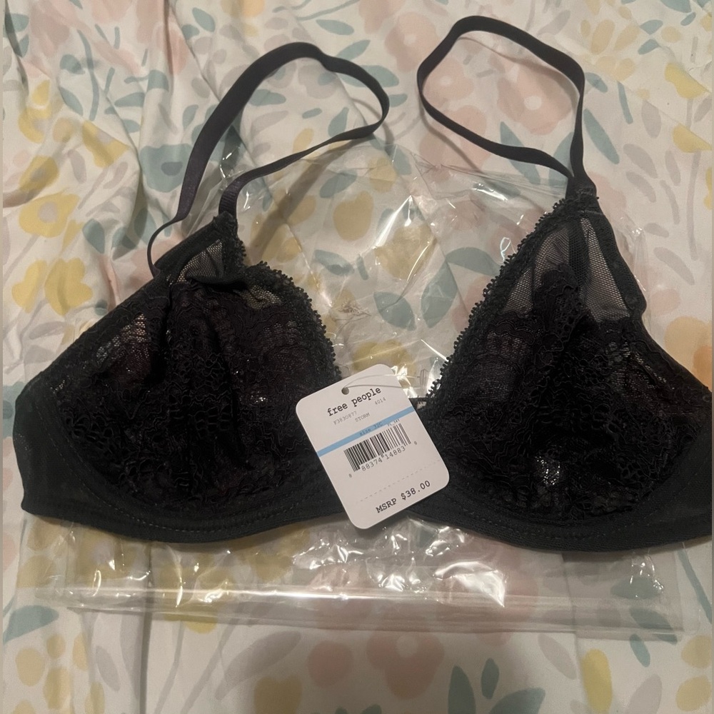 Free People Grey/Blue lace Bra, Size 32 NWT